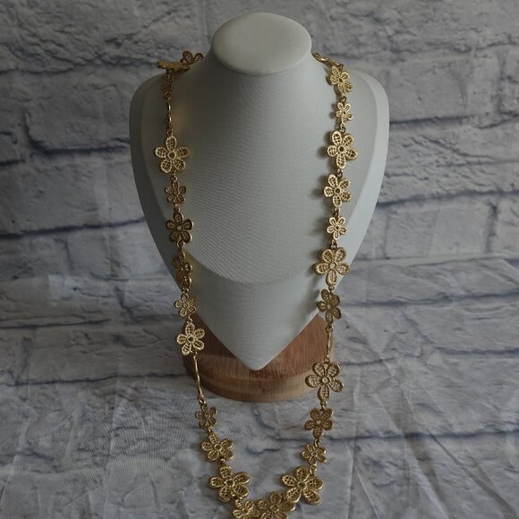 Vintage Gold Tone Statement Necklace - Picture 4 of 11